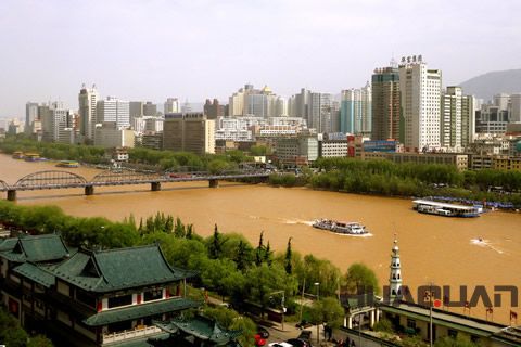 『隨華全，觀天下』 ——走進蘭州