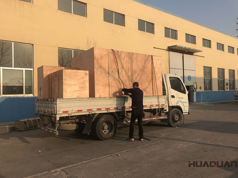 一臺HQ200GF自動化發電機組在3月15號發往青島市